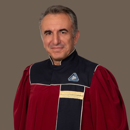Doç. Dr. Tuğrul Oğuzhan