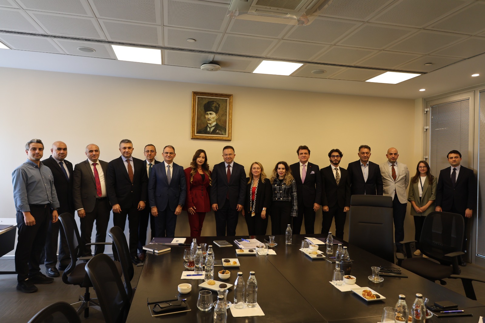Rektör Vekilimiz Prof. Dr. Cem Harun Meydan, Eğitim Hizmetleri Komite Toplantısı’na Katıldı