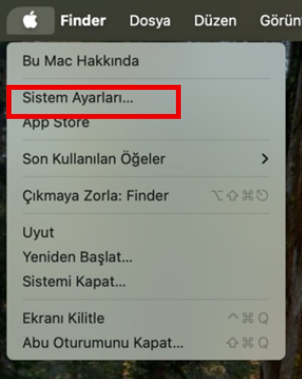 macOS Apple menüsünden Sistem Ayarlarının açılması