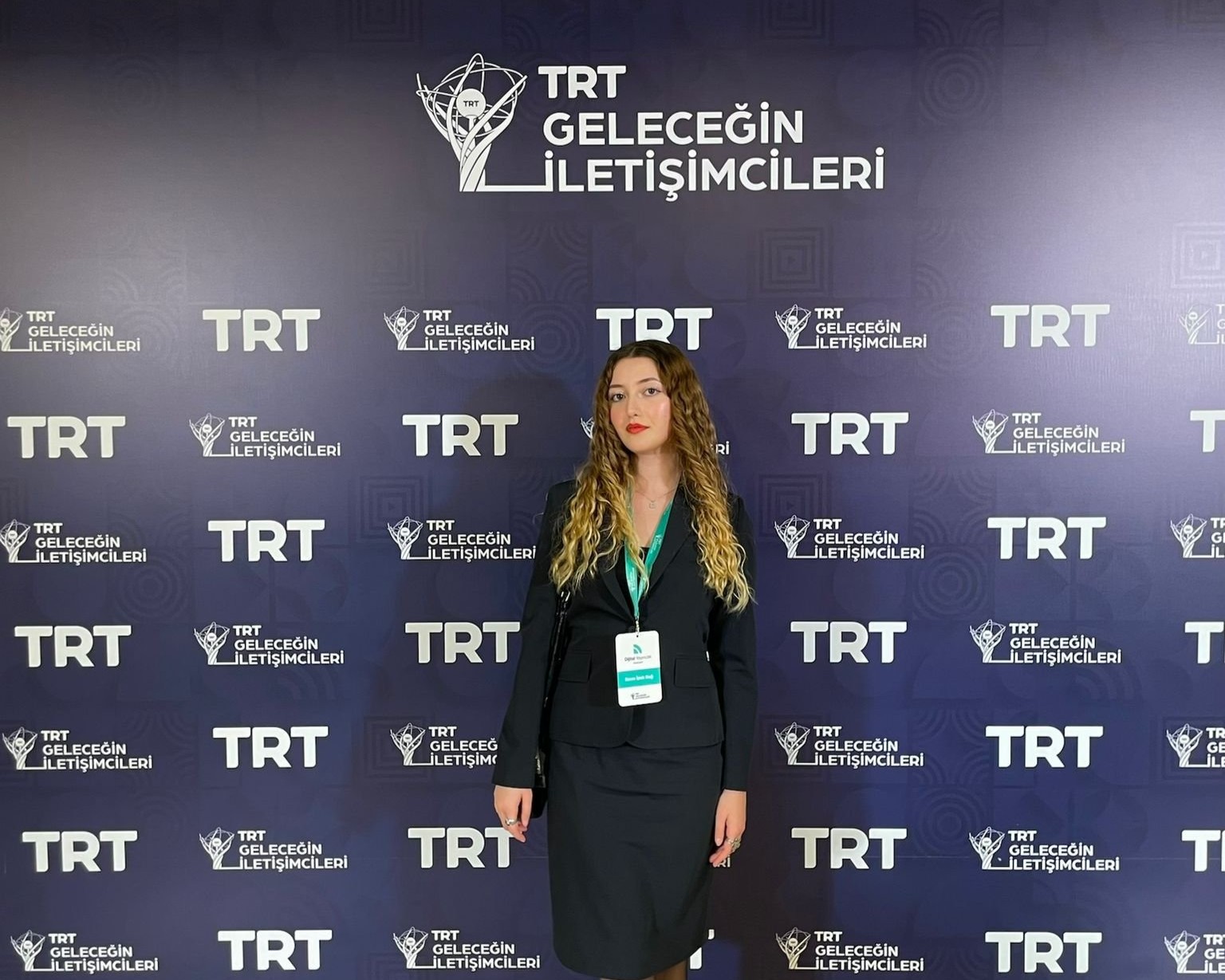 Ecem İpek DAĞ came in second in Türkiye in the Podcast category in the Young Communicators Competition.