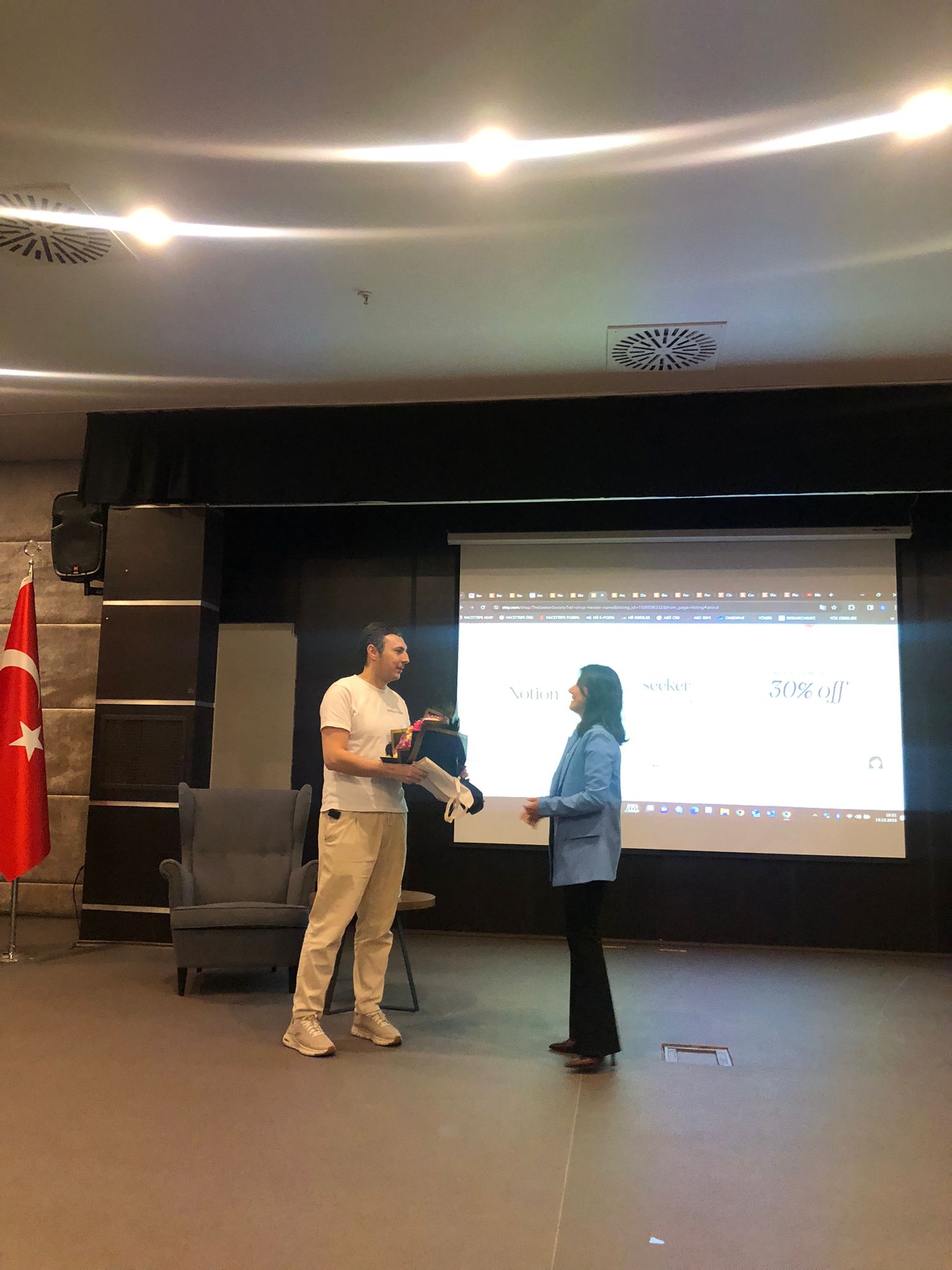 E-Ticarete Nasıl Başlarım? Amazon, Etsy gibi Dünyadaki Pazar Yerlerinde Nasıl Satış Yapılır? Etkinliği