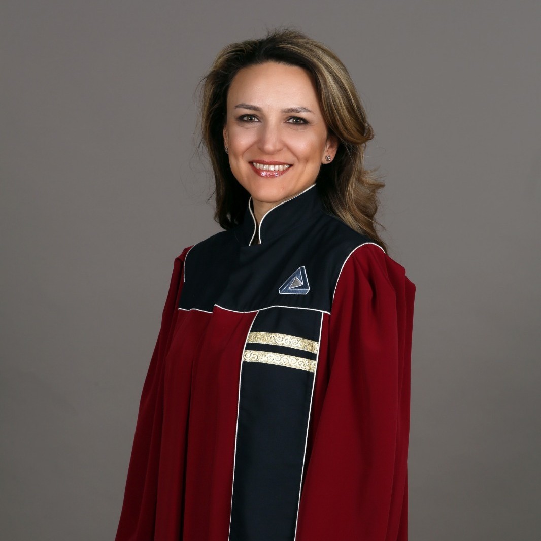 Doç. Dr. Ece KUMKALE AÇIKGÖZ