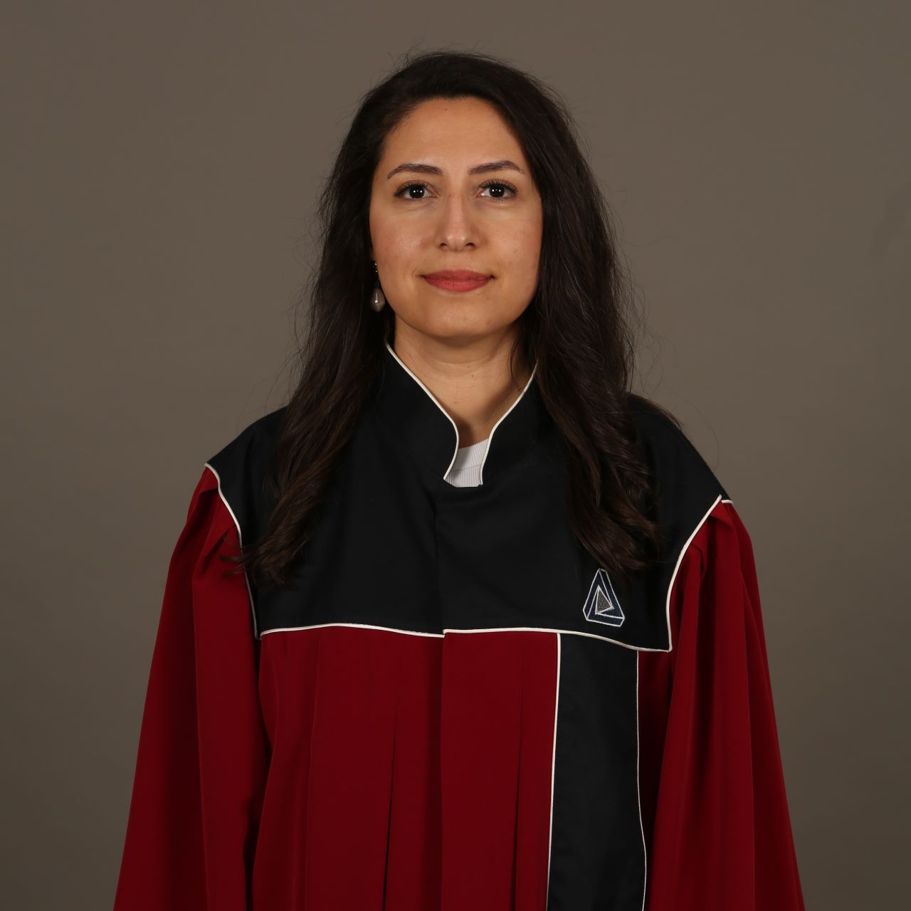 Elif AKYOL EMMUNGİL