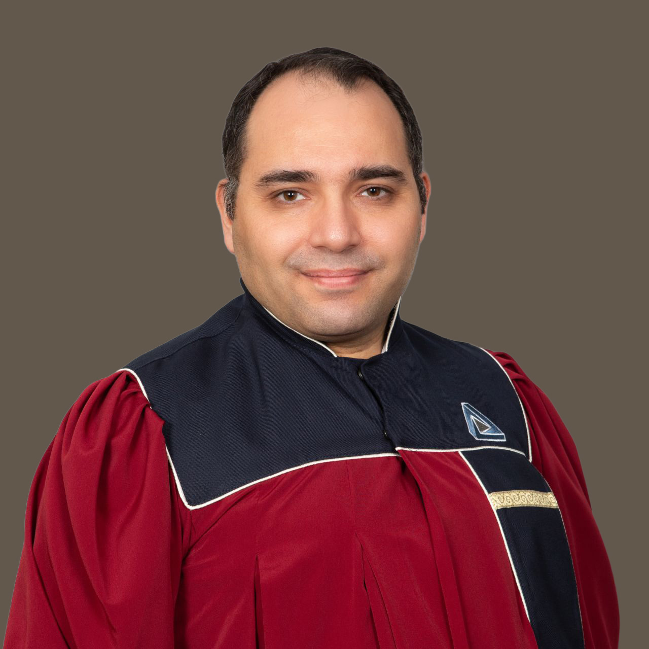 Dr.  Şafak GÜLEÇ